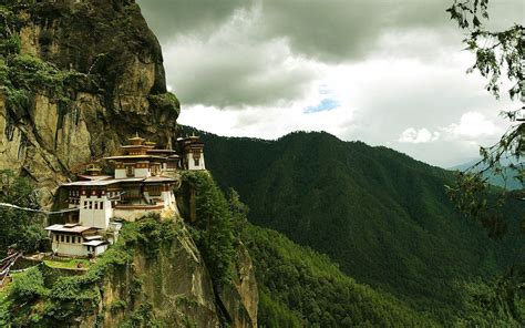 Chinese Temple in the Mountains HD Wallpapers - Top Free Chinese Temple in the Mountains HD ...