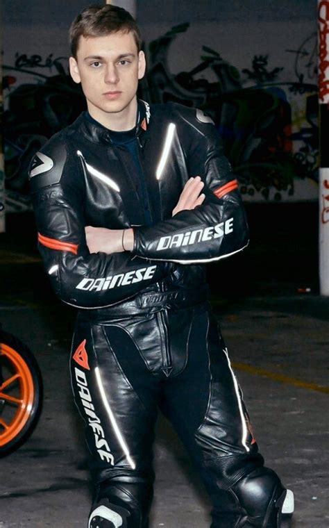 Épinglé sur Leather biker suits