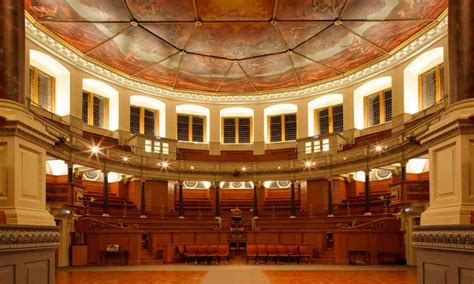 Sheldonian Theatre - Footprints Tours