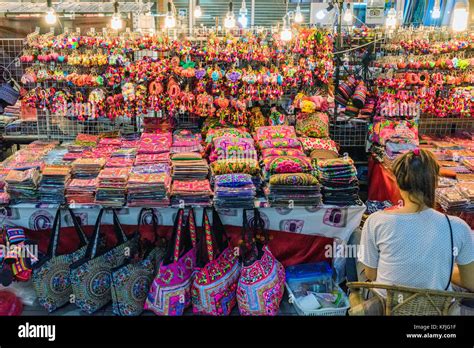 Chiang mai night bazaar hi-res stock photography and images - Alamy