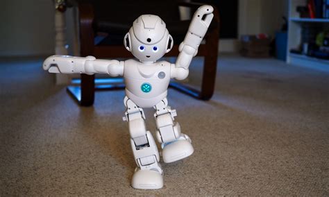 Ubtech Lynx Review: An $800 Alexa Robot That Does Yoga | Tom's Guide