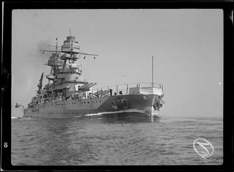 USS Pennsylvania (BB-38) steaming along in the Pacific shortly after her 1929-31 modernization ...