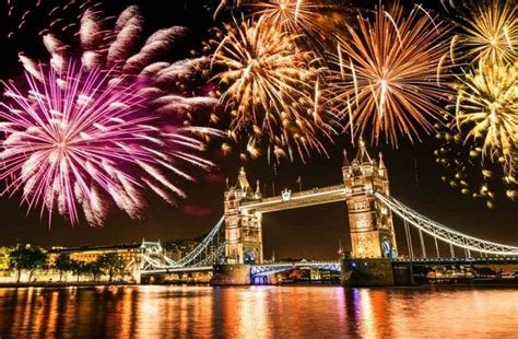 London Bonfire Nights with Glorious Firework Displays – London Short Stay