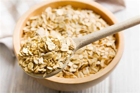 Porridge Oats Vs Rolled Oats – What’s The Difference? - Foods Guy