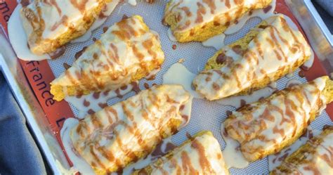 Pumpkin Spice Scones - Knead Some Sweets