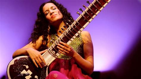 Sitarist Anoushka Shankar’s powerful refugee tribute | Daily Telegraph