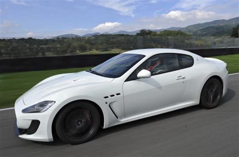 Lionel Messi jeździ Maserati GranTurismo MC Stradale - Super Express