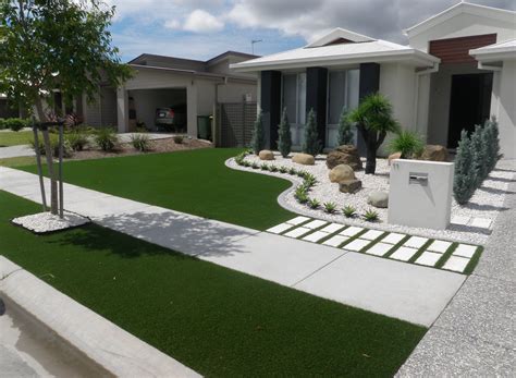 Home Interior: Artificial Grass Front Yard Ideas / Synthetic Grass ...