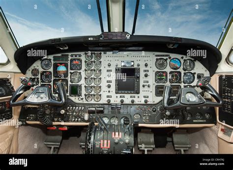 King Air airplane cockpit Stock Photo - Alamy