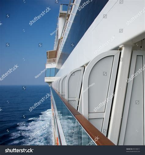 Side View Cruise Ship Stock Photo 99108011 - Shutterstock