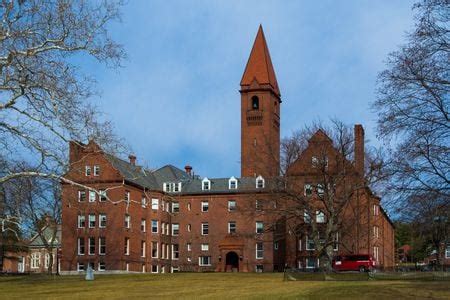 Wells College suspends in-person classes after reporting 1st ...