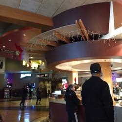 Cinemark - 17 Photos & 80 Reviews - Cinema - 1001 W North Ave, Melrose ...