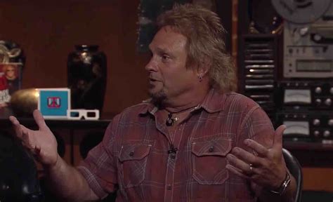 Michael Anthony Reveals Truth About Van Halen Replacement – Punk-Rocker