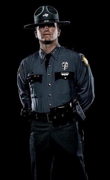 Kentucky State Police | Men in uniform, Police uniforms, Men's uniforms