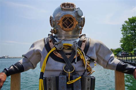 Classic Mark V deep sea suits allow diving enthusiasts to submerge back in time | The Milwaukee ...