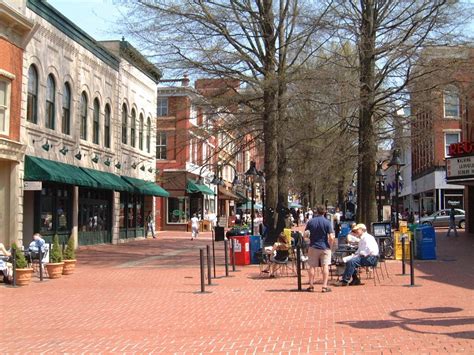 Charlottesville, VA : DOWNTOWN MALL photo, picture, image (Virginia) at ...