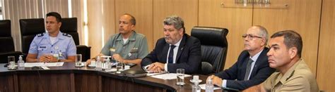 Defesa promove a Base Industrial de Defesa brasileira para o Governo da ...