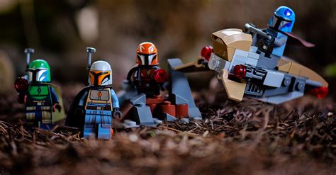 LEGO Mandalorian Battle Pack Photos and Review