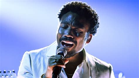 Childish Gambino Gives SOULFUL "Terrified" Performance At 2018 Grammys - YouTube