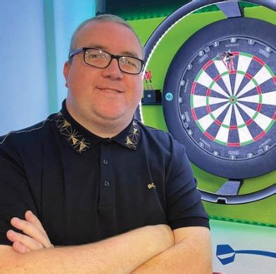 How Rich English Dart Player Stephen Bunting Earn? Net Worth 2023 Explored