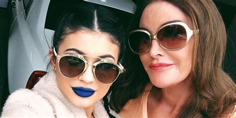 Kylie Jenner Wears Blue Lipstick And Poses With Mum Caitlyn In Honour Of World Bullying ...