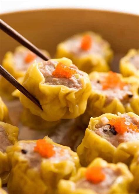 Siu Mai (Shumai) - Chinese steamed dumplings | Recipe | Chinese steamed dumplings, Steamed ...