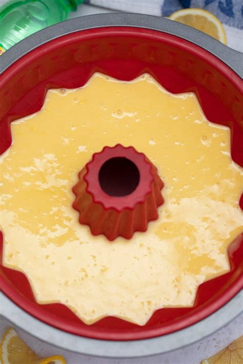 The Easiest Cake Mix 7-Up Bundt Cake Recipe - Scrambled Chefs