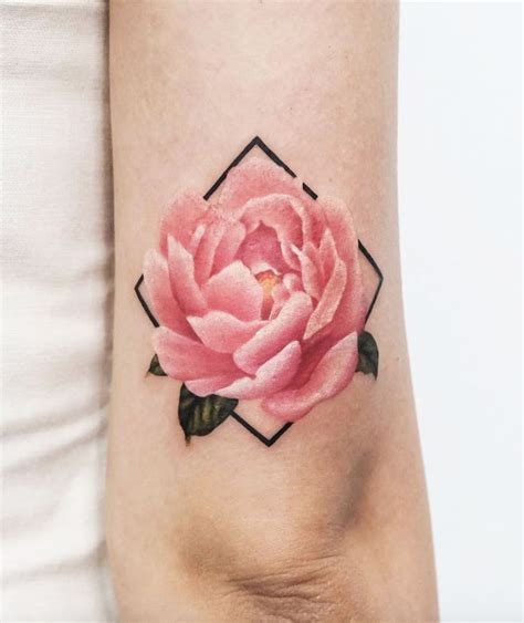 16 Beautiful Negative Space Tattoos to Inspire Your Next Ink