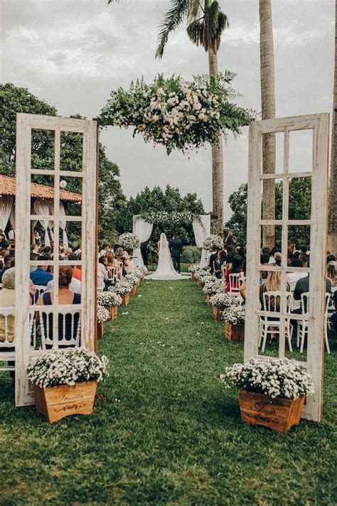 44 Stunning Backyard Wedding Decor Ideas On A Budget 17 | Outdoor ...