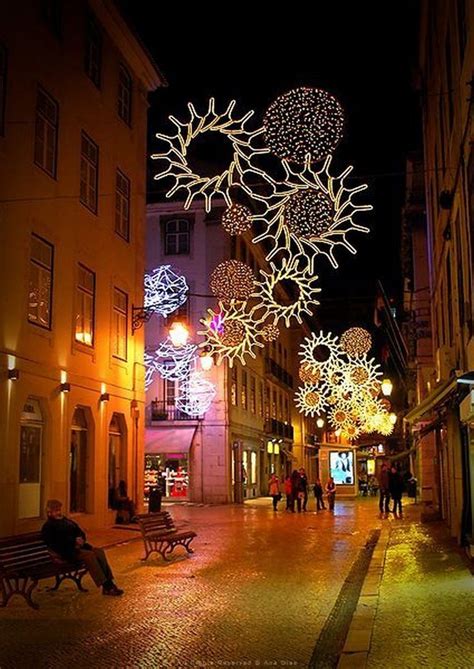 22 beautiful photos of Christmas in Lisbon, Portugal | Christmas lights, Lisbon, Magical christmas