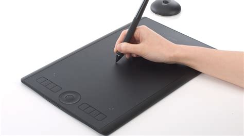 Wacom Intuos Pro Digital Graphic Drawing Tablet Review - FerisGraphics