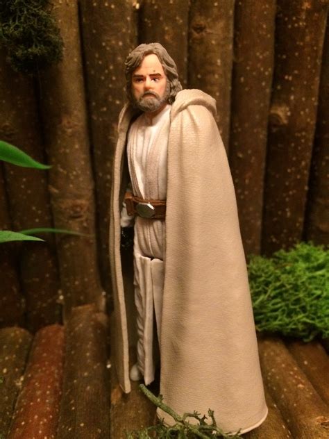 STAR WARS Tosche Station: Jedi Master Luke Skywalker: Star Wars The ...