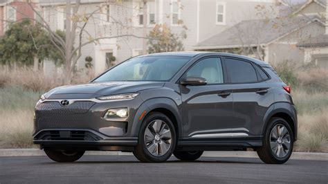 2019 Hyundai Kona Electric rated at class-leading 258 miles of range by EPA