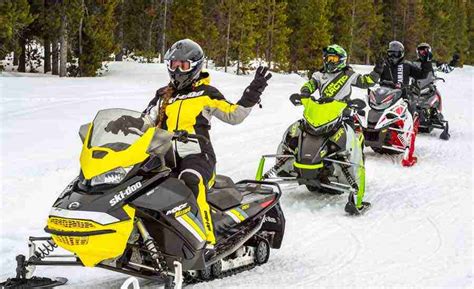 Snowmobile Trail Etiquette