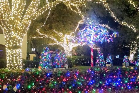 Christmas Town at Busch Gardens Tampa Bay: Tampa Attractions Review ...