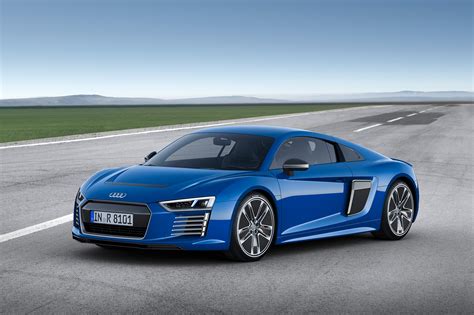 Audi R8 2015 HD wallpapers free download