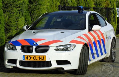 Are the Prettiest Police Cars in Holland? - AutoSpies Auto News