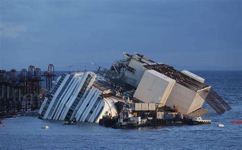 Costa Concordia salvage operation enters final phase - The Globe and Mail