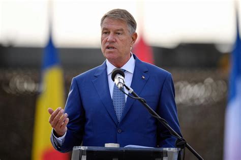 Romanian President wants new government in office by end-May | Romania ...