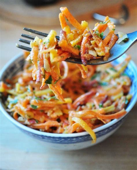 Recipe: Grated Carrot Salad with Yogurt Dressing — Eatwell101