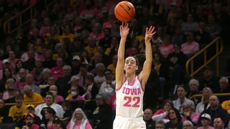 Caitlin Clark Highlights: Triple-double in Iowa Hawkeyes win over ...