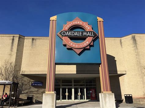 Some Oakdale Mall Businesses Prepare to Reopen