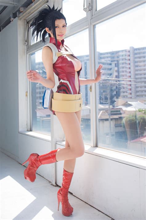 Rockin' Yaoyorozu Cosplay | My Hero Academia | Know Your Meme