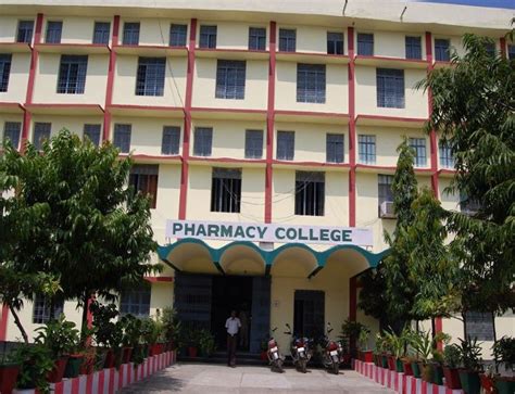 Pharmacy College Azamgarh -Admissions 2022, Ranking, Placement, Fee ...