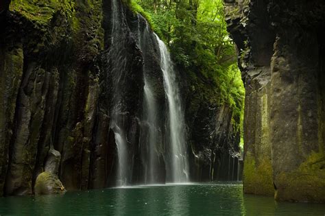 TAKACHIHO,JAPAN | Beautiful places in japan, Takachiho, Miyazaki