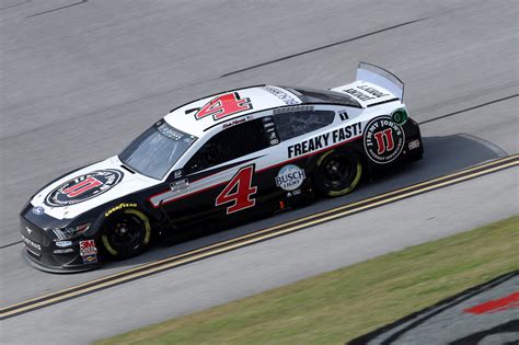 NASCAR: Kevin Harvick sees 27-race streak end at Talladega