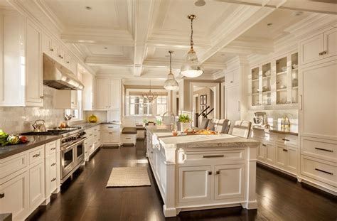 Large Luxury Kitchens Designs (38 Pictures)