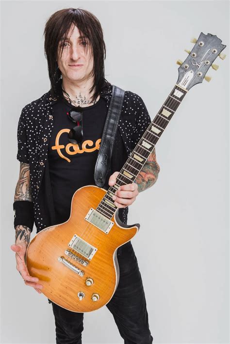 Guns N' Roses guitarist Richard Fortus ... | Richard fortus, Guitarist ...