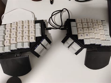 Split keyboard design ideas - Custom keyboards - KeebTalk