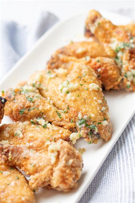 Crispy Garlic Parmesan Chicken Wings - BEYOND THE NOMS